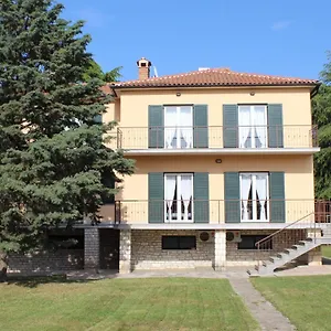 Mulini With Parking Apartment Rovinj